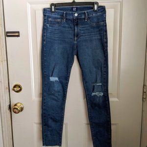 GAP Distressed Skinny Jeans Size 29
